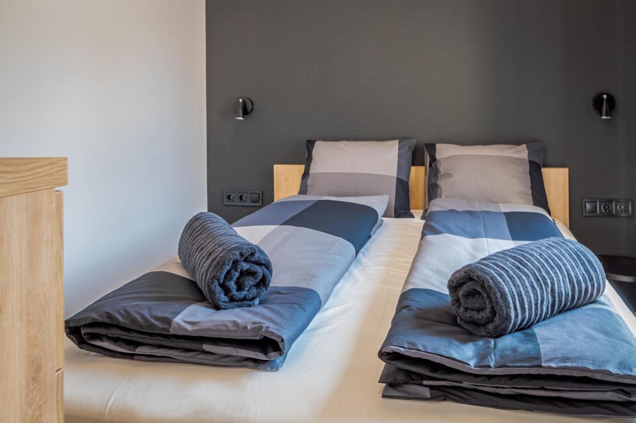 H&H Apartments Poroszlo Ngoại thất bức ảnh